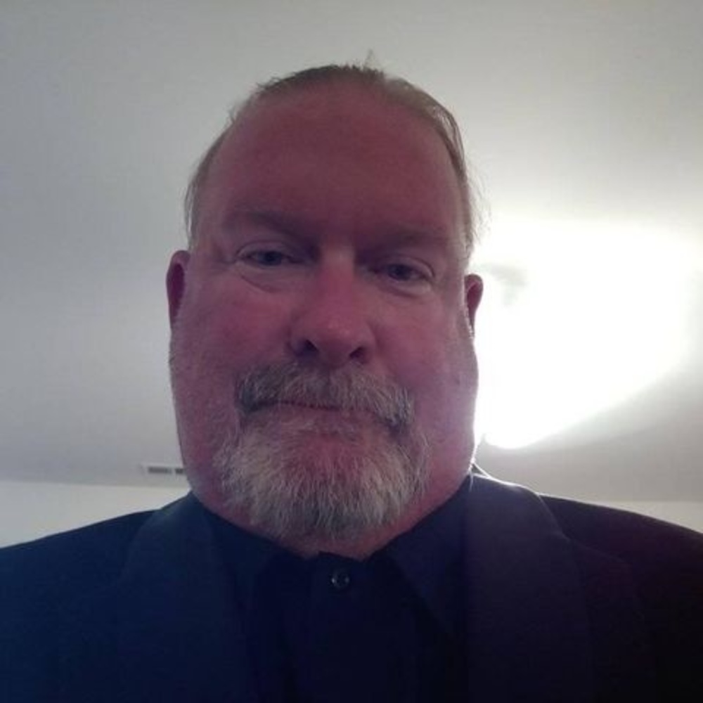Meet your Posher, Dennis